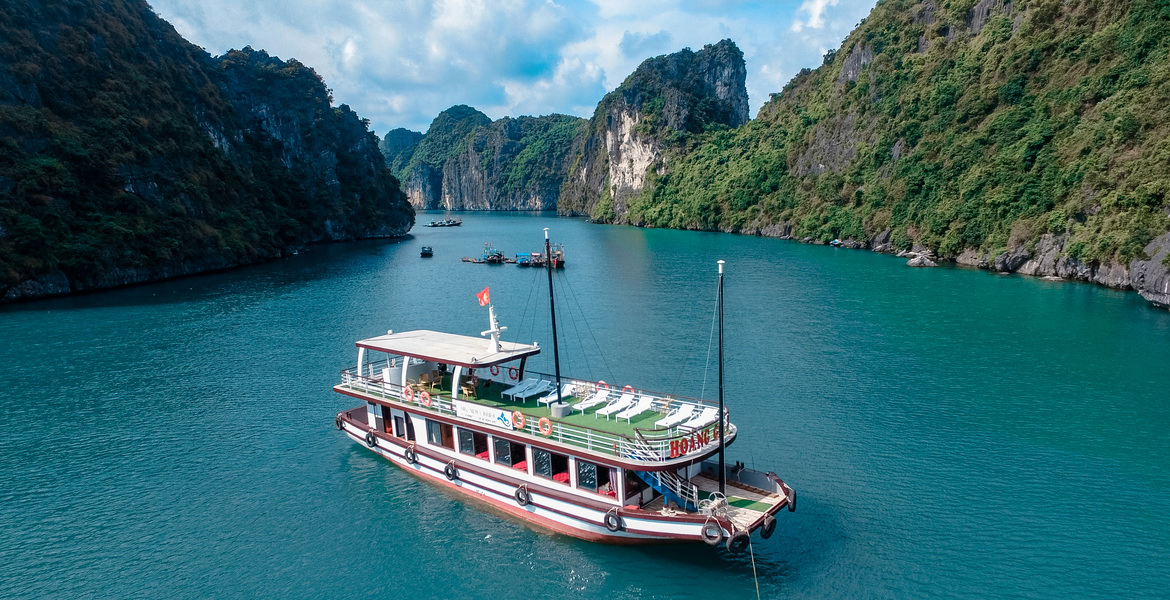 Arcady Cruise – Lan Ha Bay & Cat Ba Island